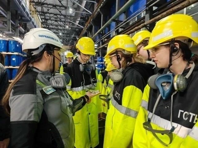Профориентация в Красноярском крае: знакомим школьников с миром профессий Профориентация в Красноярском крае: знакомим школьников с миром профессий