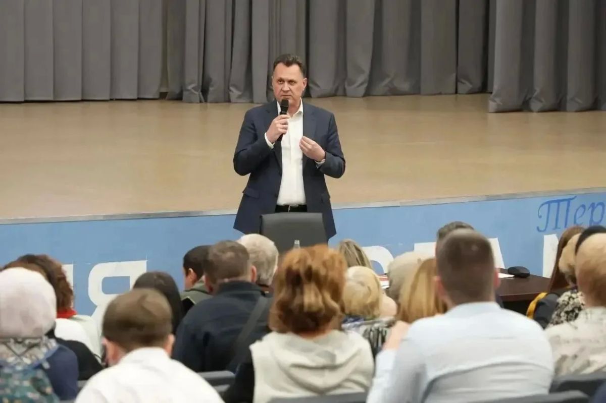 Глава Красноярска Сергей Верещагин начал осеннюю серию встреч с жителями Глава Красноярска Сергей Верещагин начал осеннюю серию встреч с жителями