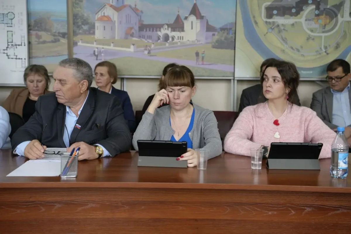 В Казачинско-Пировском округе прошла 18-я сессия окружного Совета депутатов В Казачинско-Пировском округе прошла 18-я сессия окружного Совета депутатов