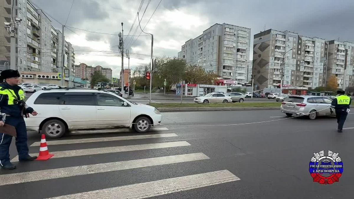 Две секунды, которые изменили всё: на перекрёстке улицы Мате Залки и проспекта Комсомольский произошло ДТП с участием несовершеннолетнего пешехода