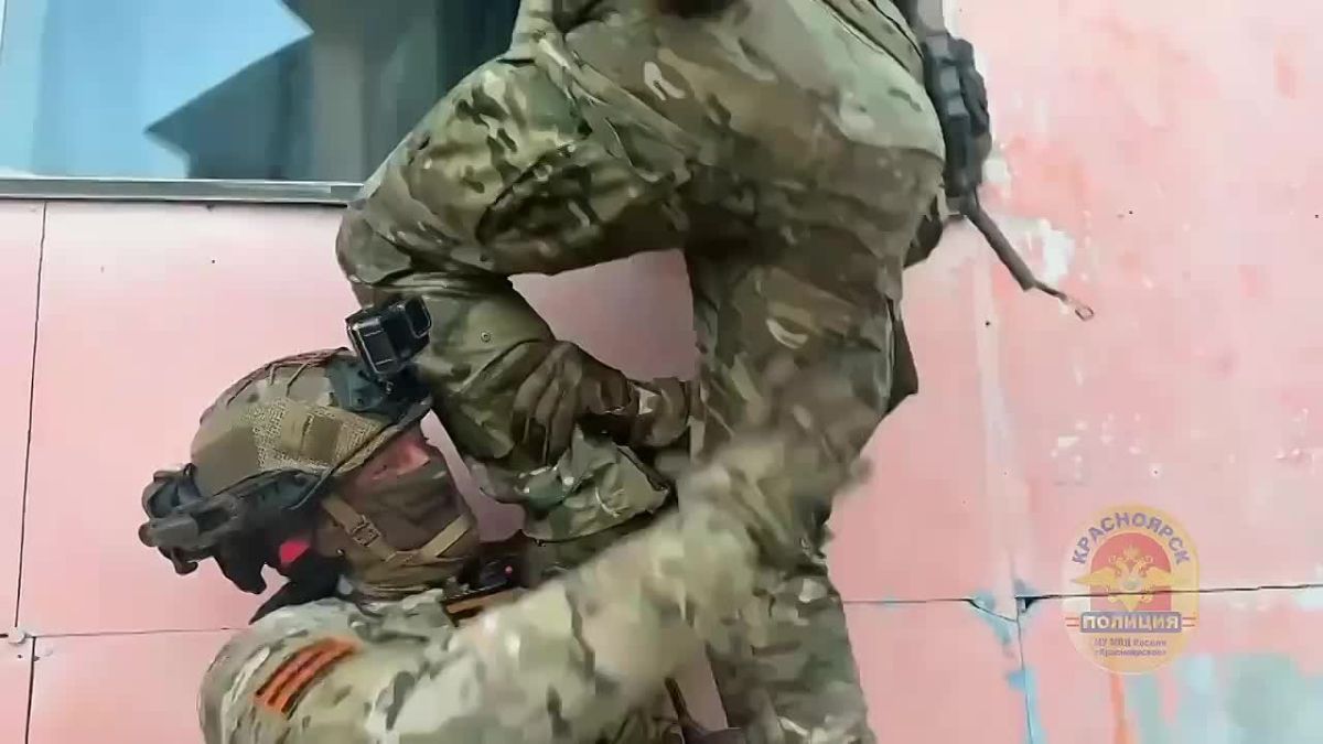 В Красноярске полицейские выявили факты организации незаконной миграции