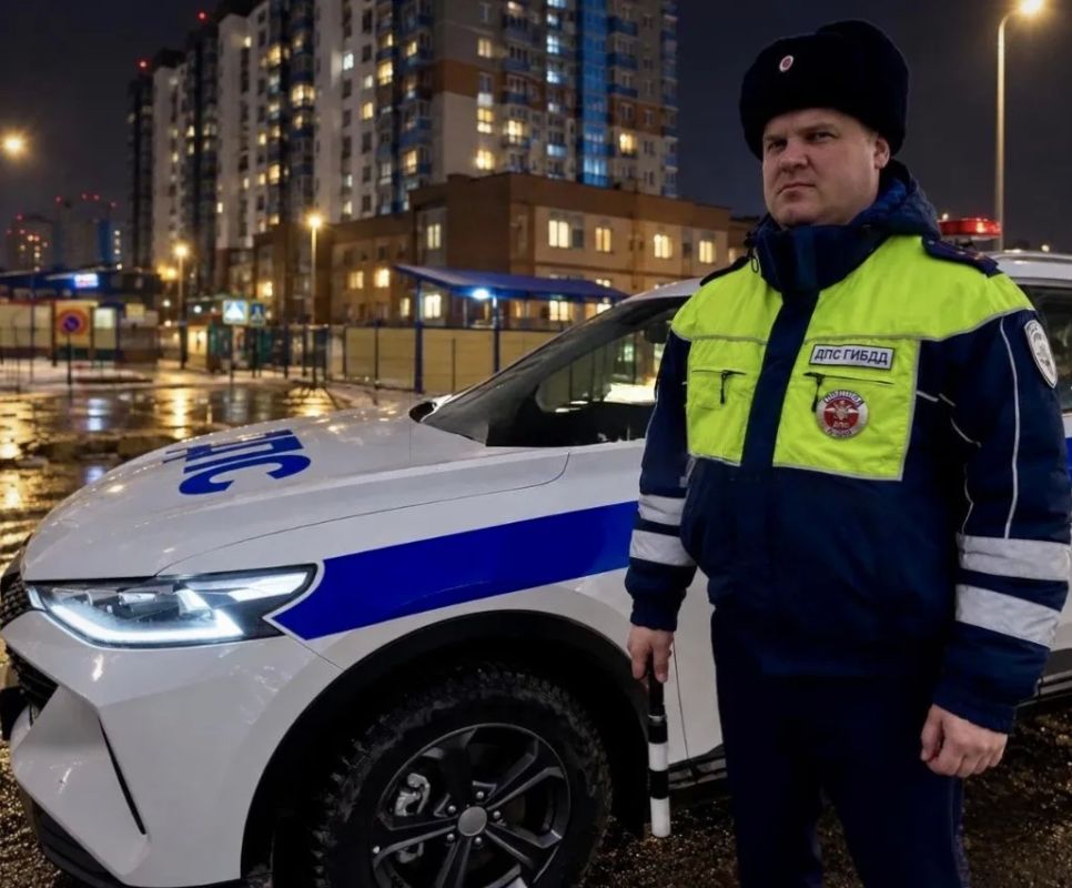 В Центральном районе Красноярска сотрудники полка ДПС проверили правила перевозки детей
