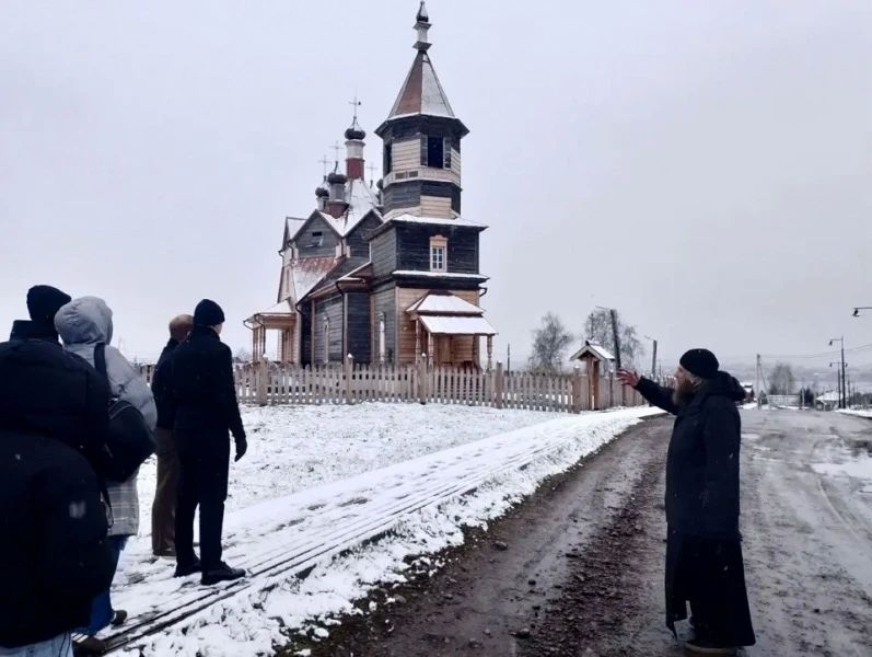 Духовность на службе: сотрудники красноярского полка ДПС посетили храмы Духовность на службе: сотрудники красноярского полка ДПС посетили храмы
