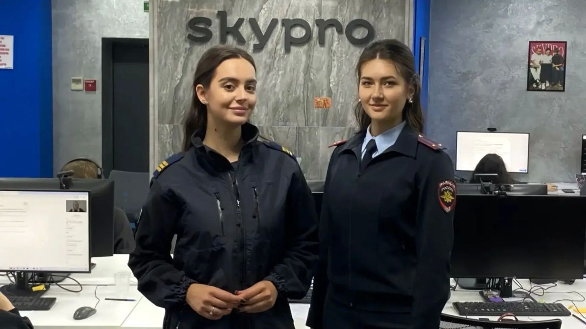 Безопасность на пути к знаниям: сотрудники Госавтоинспекции встретились с первокурсниками Красноярского колледжа Безопасность на пути к знаниям: сотрудники Госавтоинспекции встретились с первокурсниками Красноярского колледжа