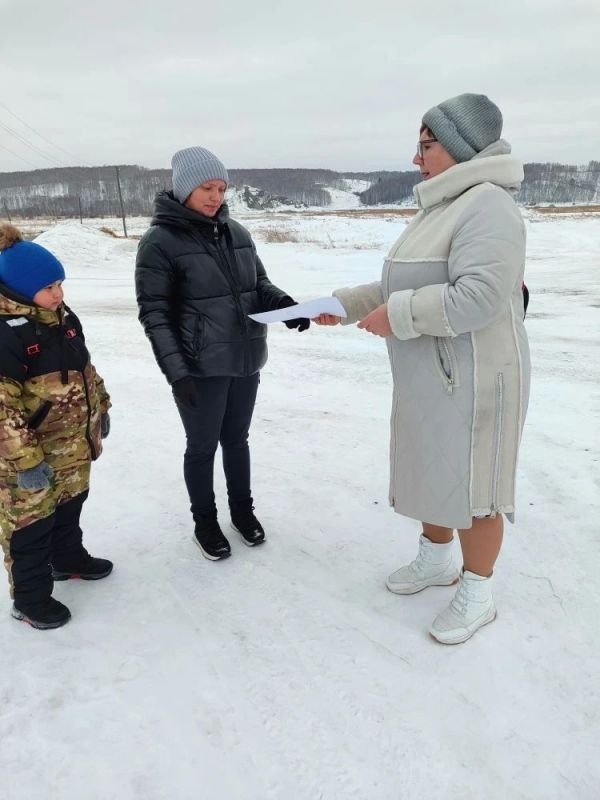 Лариса Александровна Сёмина, д. Толстомысово, Большемуртинско-Сухобузимский округ Лариса Александровна Сёмина, д. Толстомысово, Большемуртинско-Сухобузимский округ