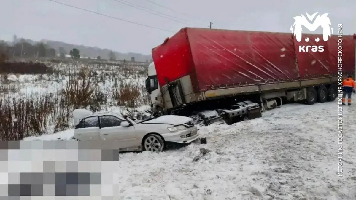 Два человека погибли в смертельной аварии в Ачинске