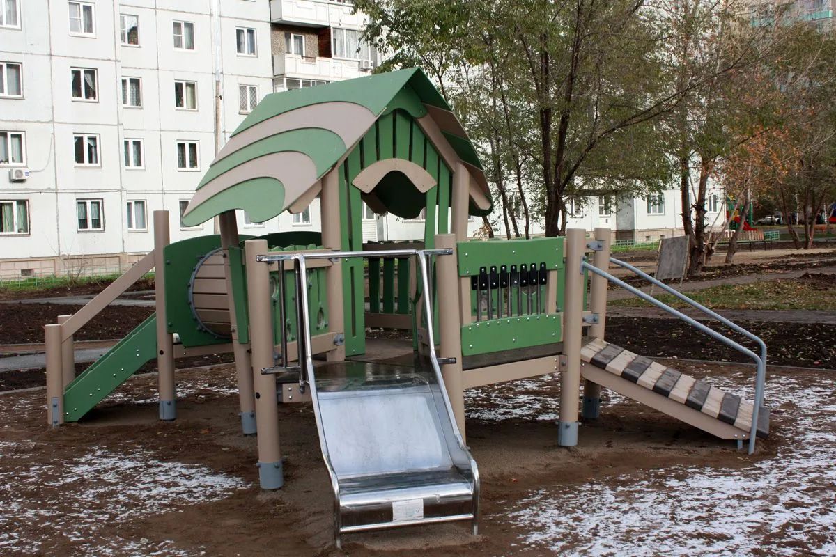В Кировском районе Красноярска появилась большая благоустроенная территория В Кировском районе Красноярска появилась большая благоустроенная территория