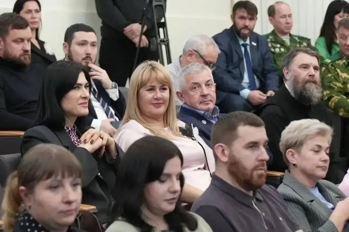 Дмитрий Карасёв: Дорогие норильчане!. Сегодня мы подвели итоги работы Общественной палаты шестого состава Дмитрий Карасёв: Дорогие норильчане!. Сегодня мы подвели итоги работы Общественной палаты шестого состава