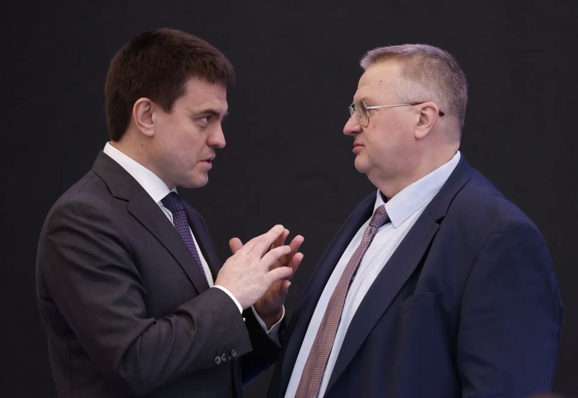 Михаил Котюков: Продолжается серия стратегических сессий председателя Правительства России Михаила Мишустина, посвящённых национальным проектам технологического лидерства Михаил Котюков: Продолжается серия стратегических сессий председателя Правительства России Михаила Мишустина, посвящённых национальным проектам технологического лидерства