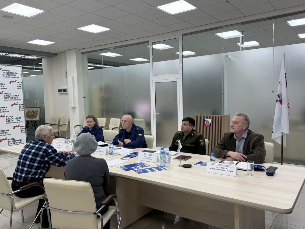 Адресная помощь: первый заместитель прокурора края провёл приём участников СВО и членов их семей Адресная помощь: первый заместитель прокурора края провёл приём участников СВО и членов их семей