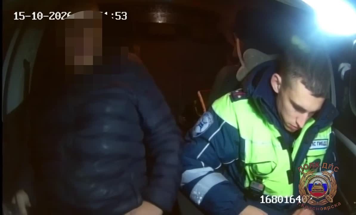 Красноярские инспекторы полка ДПС пресекли попытку дачи взятки