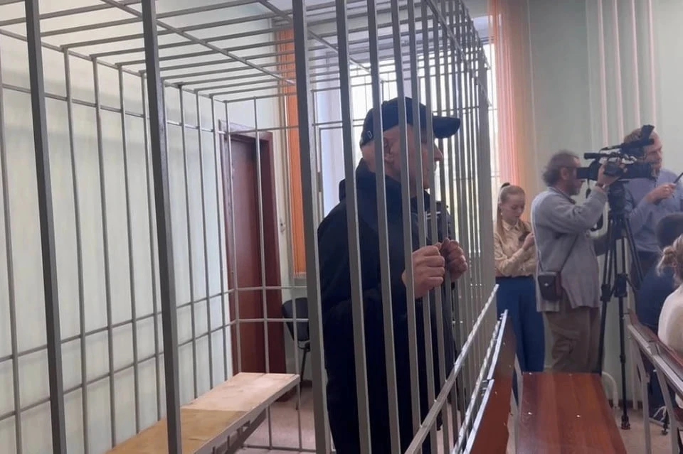 Квартиры и люксовые автомобили: у экс-главы красноярского ФМБА Бориса Баранкина изъяли имущество на 300 миллионов рублей
