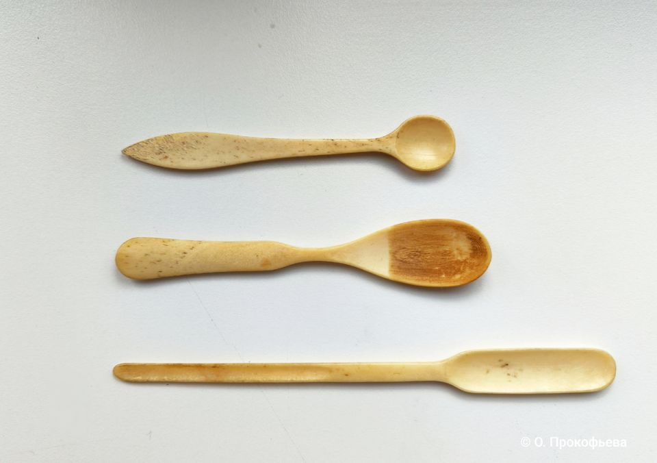 Незабытые традиции: столовые приборы из костей, которые когда-то хранили в каждом доме