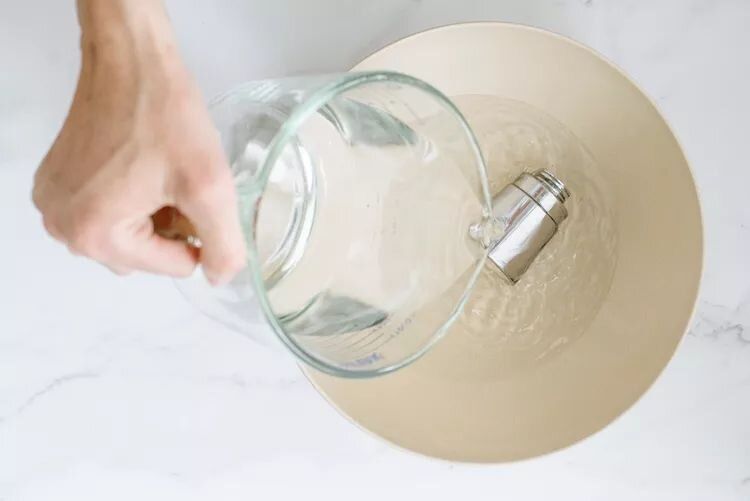 Как эффективно очистить ванную: 5 хитростей для идеальной чистоты