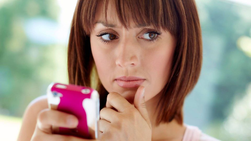 Смартфон сохранит минимальный заряд и не отключится: поможет простая функция