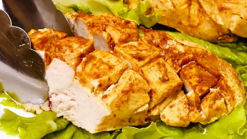 Идеальная куриная грудка за 5 минут: кулинарные секреты