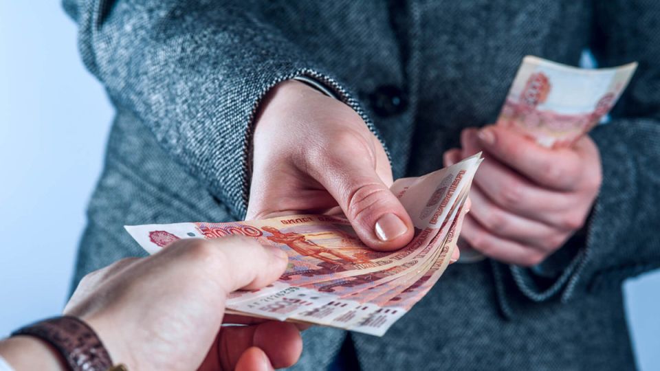 Микрозаймы под 0%: неуправляемые риски или шанс для спасения?