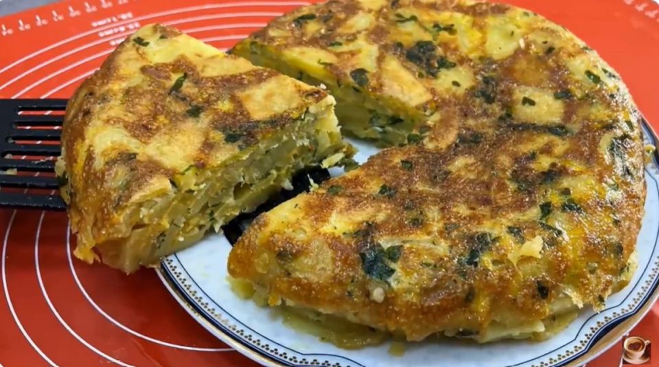 Легендарный картофельный пирог за 10 минут: рецепт на сковороде, который покорит вас