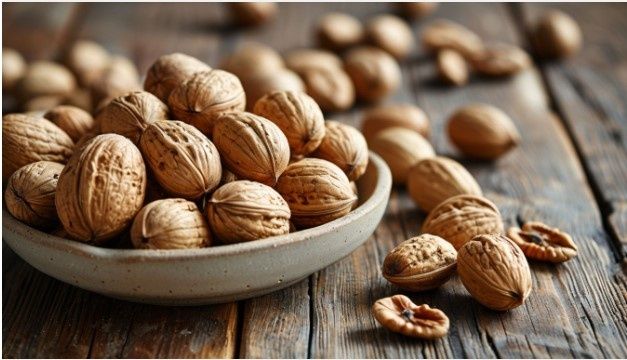 Курица с рисом и грецкими орехами: простое блюдо со вкусом праздника и пользой