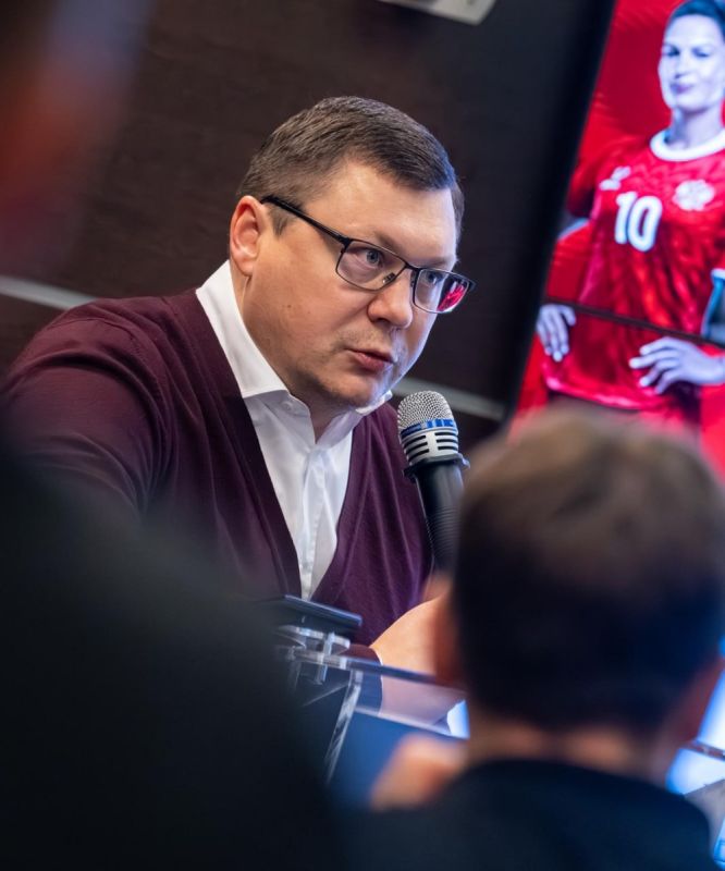 Поддержка возврата российских команд в международный футбол